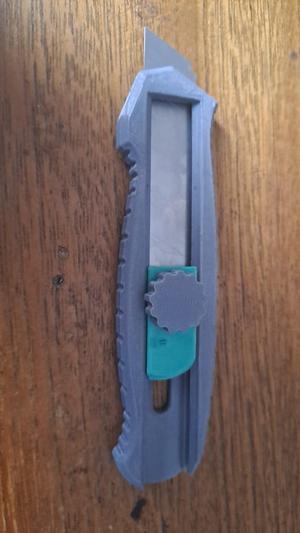 Estilete Largo 18mm (Box Cutter)