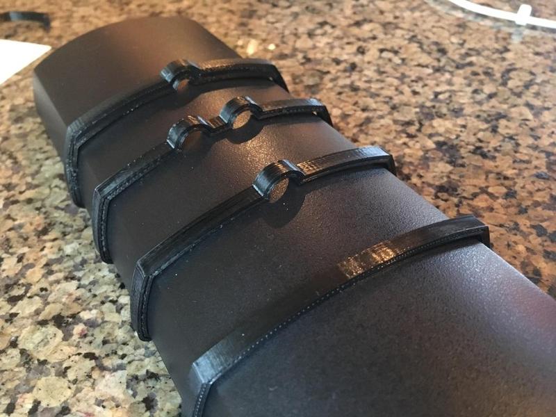 Cube wall wiring clips