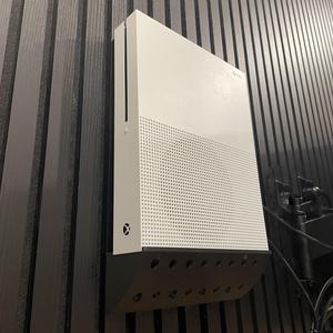 Xbox One Wall Mount - Behind TV!