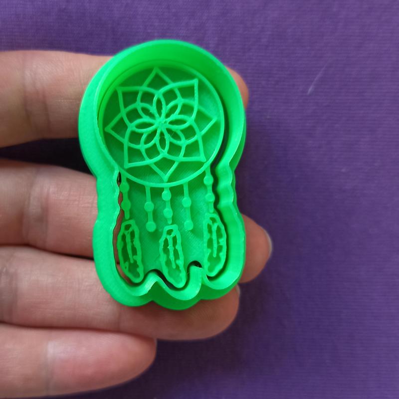 Coconut Skull, Dream Catcher, Hamsa Hand. Cutters with Stamp x 2un.