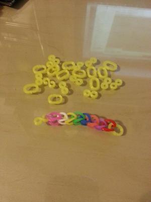 loom rubber band clip-connector