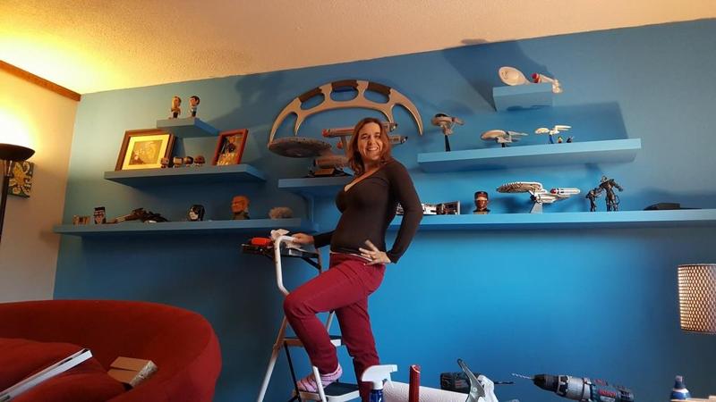 Klingon Bat'Leth Wall hanger