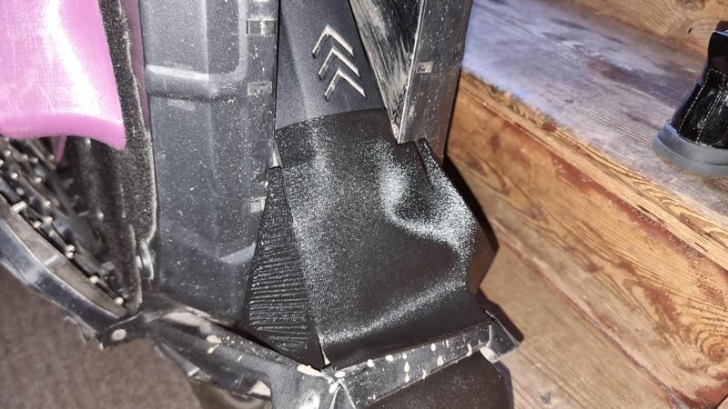 Veteran Sherman S - upper mudgard flap