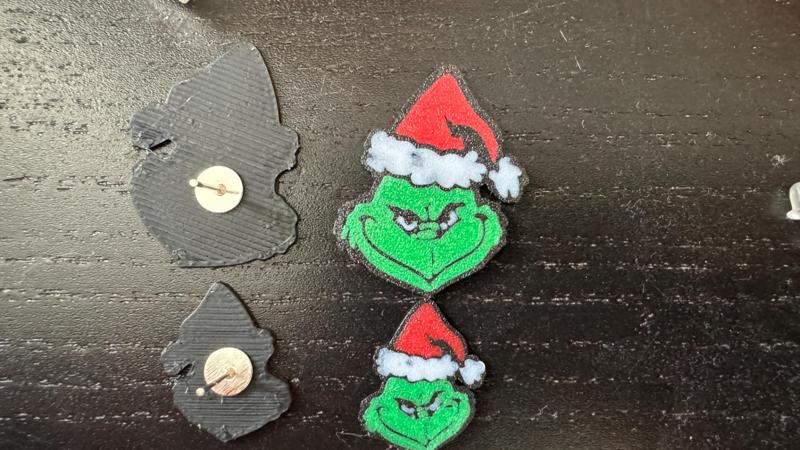 Grinch Earplug Earring