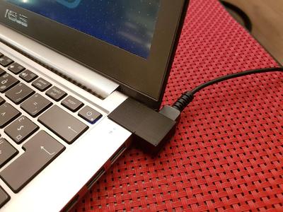Asus Zenbook Prime UX302 charger cable support