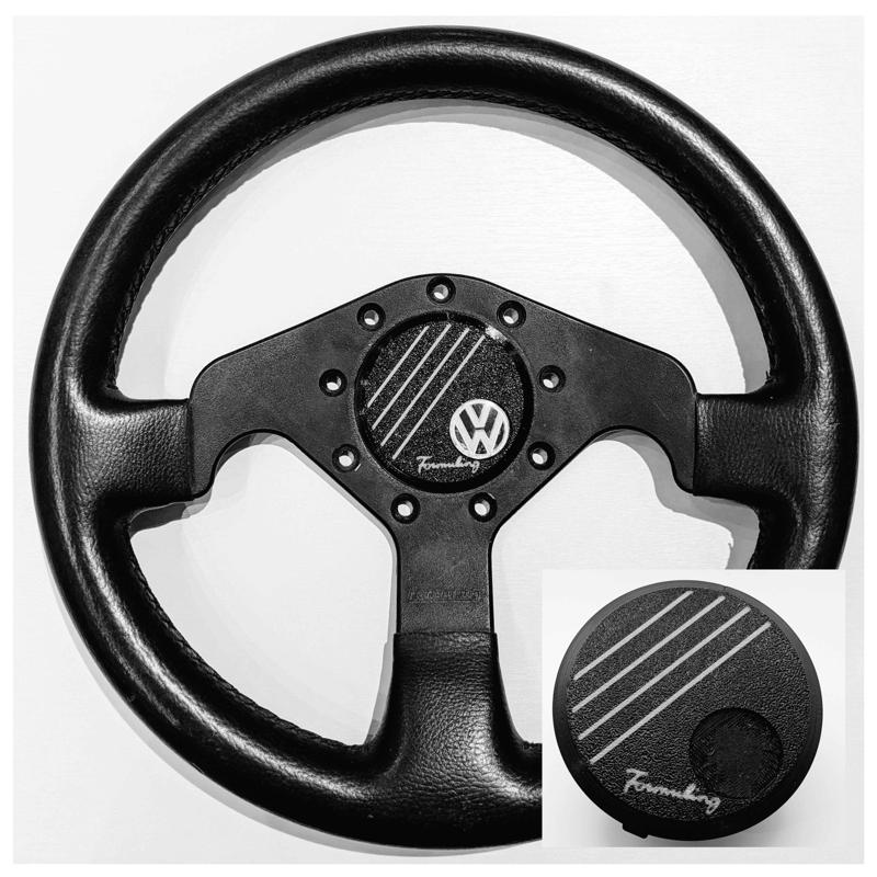 Two-tone Formuling steering wheel center