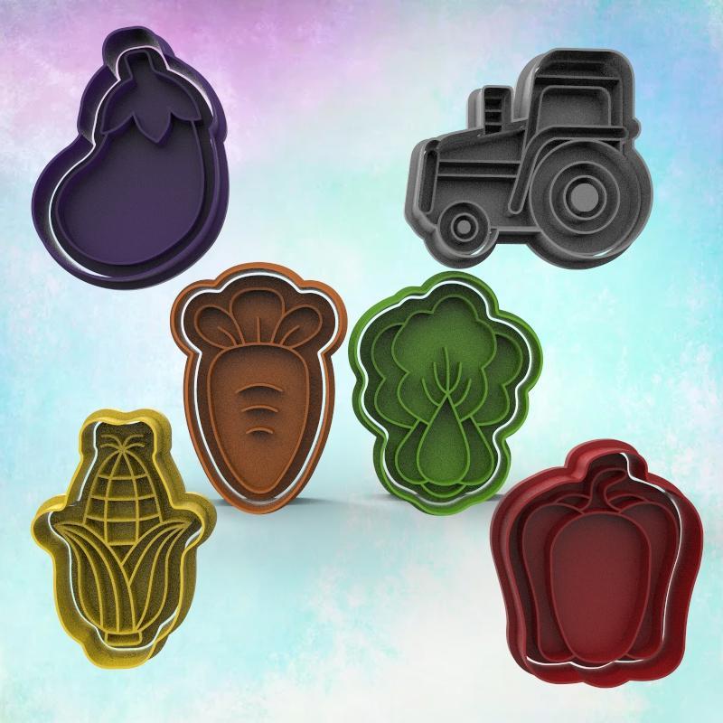 SET OF VEGETABLE COOKIE CUTTERS
