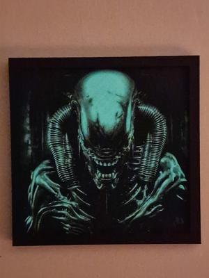 "Glowing" - Xenomorph (Alien)
