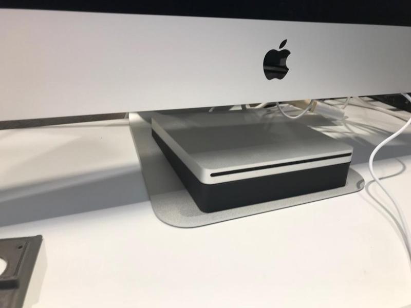 Apple Superdrive Stand