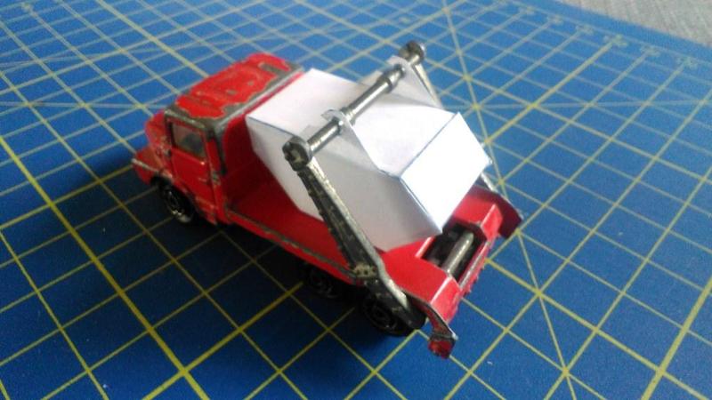 Bin for skiploader / Benne pour multi-benne Majorette n°222 SCALE 1/100