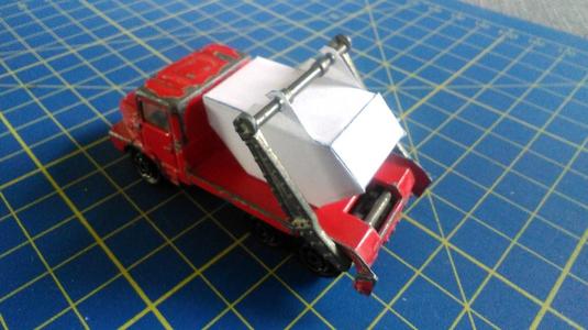 Bin for skiploader / Benne pour multi-benne Majorette n°222 SCALE 1/100