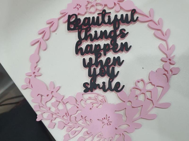 beautiful things happen when you smile Kranz 