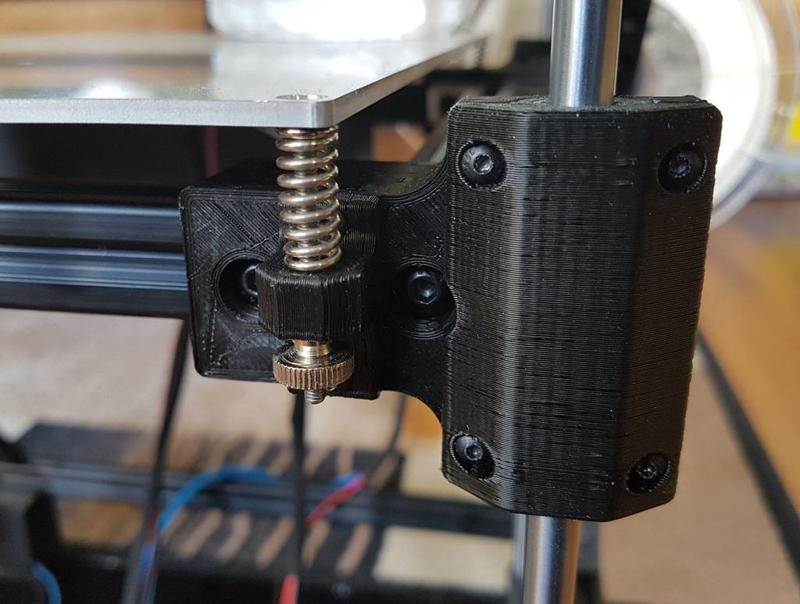 Sturdy HyperCube Z Carriage (LM8UU/LM8LUU/LM10UU)