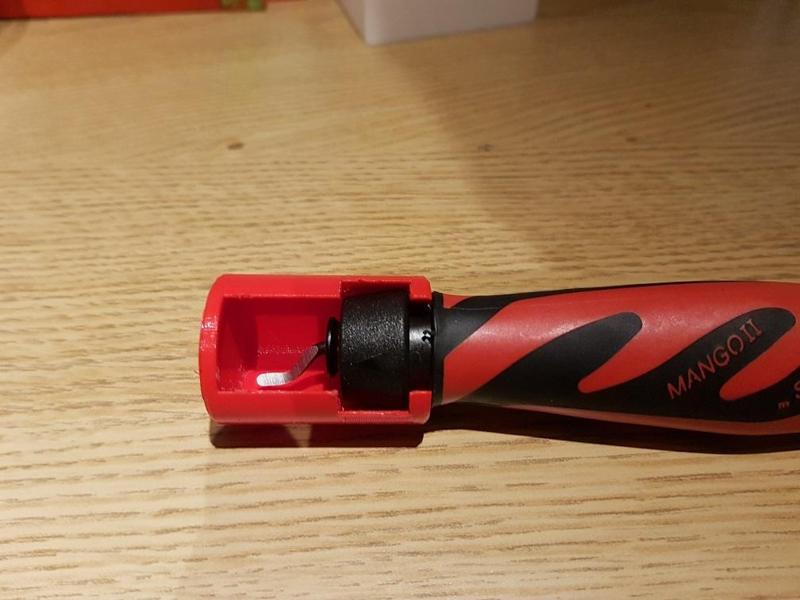 Deburring tool cover