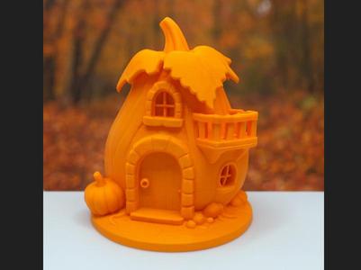 Pumpkin House with Balcony 