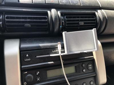 CD Car slot for Smartphone with cable support