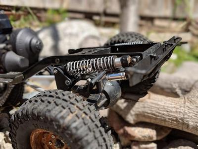 Cantilever Suspension for Axial SCX10