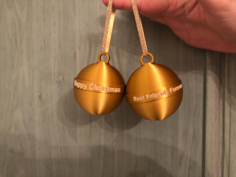 Best Friends For Ever Happy Christmas Baubles