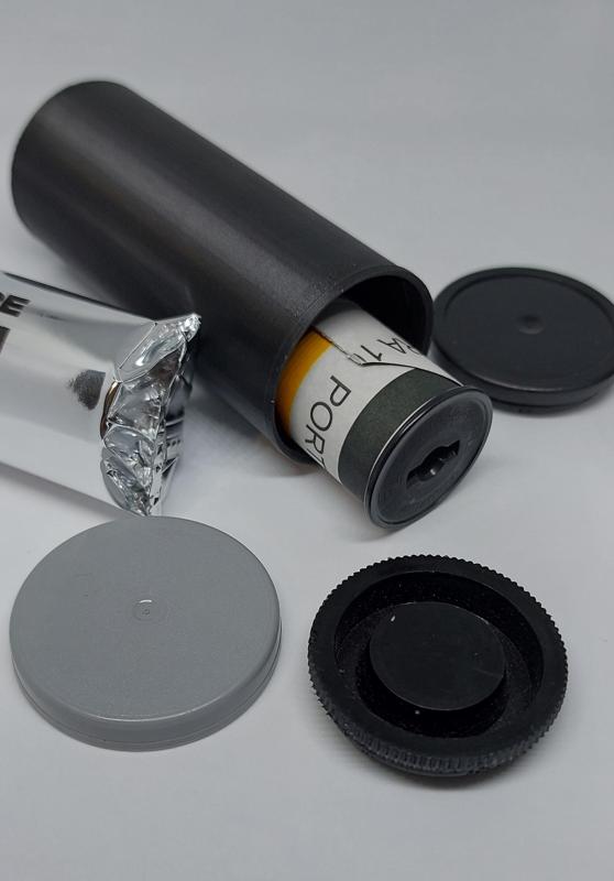 Single 120 Film Canister/Holder - using 35mm film canister lid