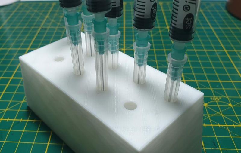 Syringe Holder