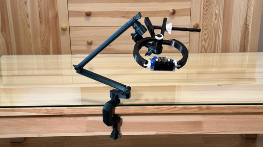 Third hand (PCB holder)