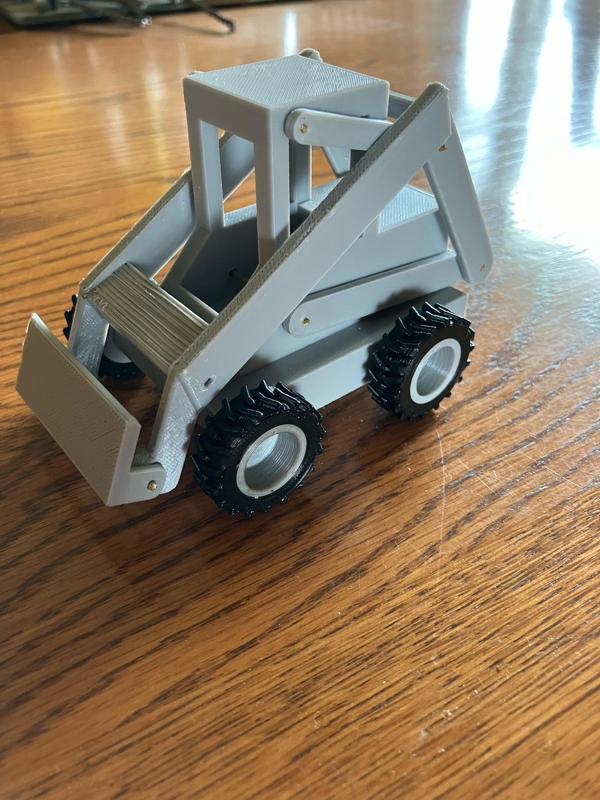 John Deere 675 Skid Loader