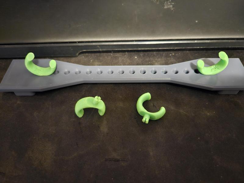 Alternate rod holder for filament rack holder