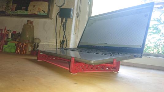 Laptop- Ständer für 17 Zoll