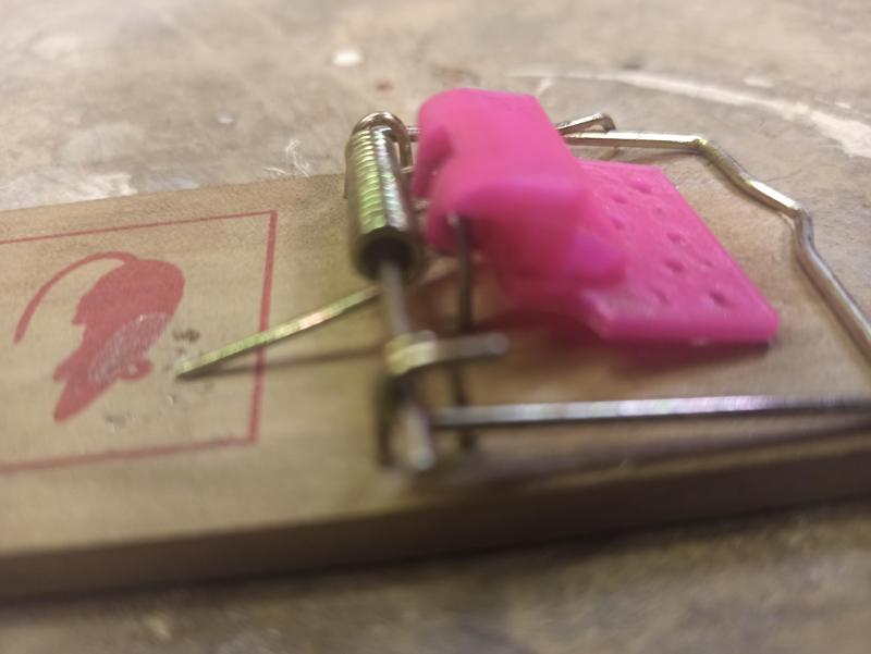 Mouse trap trigger