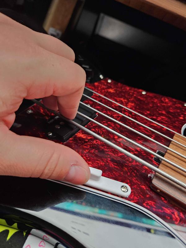 Bass Thumbrest - Sadowsky MetroExpress 5 string, no drill