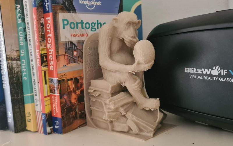 Affe mit Schädel ("Ape with skull") Bookend