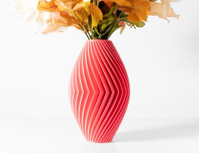 The Soko Vase, Modern and Unique Home Decor for Dried and Preserved Flowers