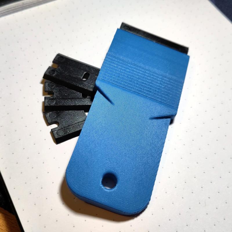 Plastic Blade Scraper (90mm)