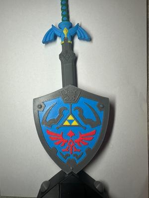 zelda shield pen holder