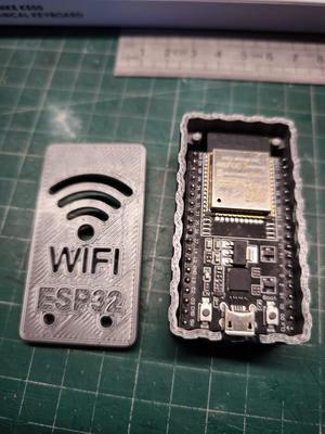 Caja para ESP32 WROOM 32D