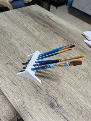 brush stand