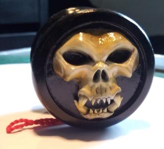 Stylized Skull Yo-yo