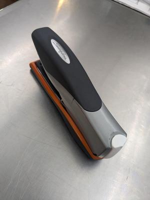 Replacement endcap for a Swingline Optima 40 Stapler