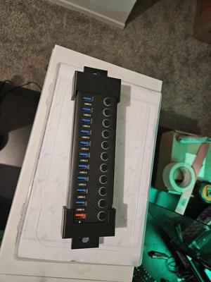 Wenter USB hub sim mount