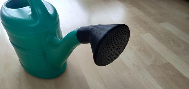 Watering can attatchment