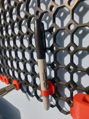 Multiboard Sharpie holder (nice version)