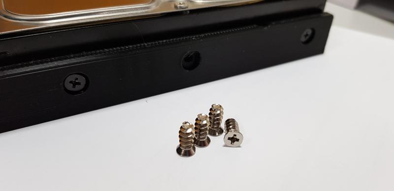 Masterbox Q300L HDD bracket