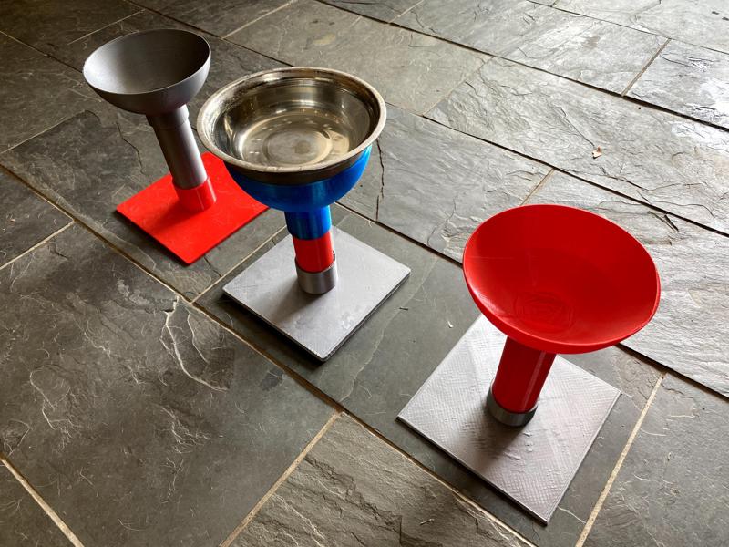 Raised Dog Bowl Pedestal