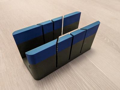 Baseboard Cutting Guide for Profiles