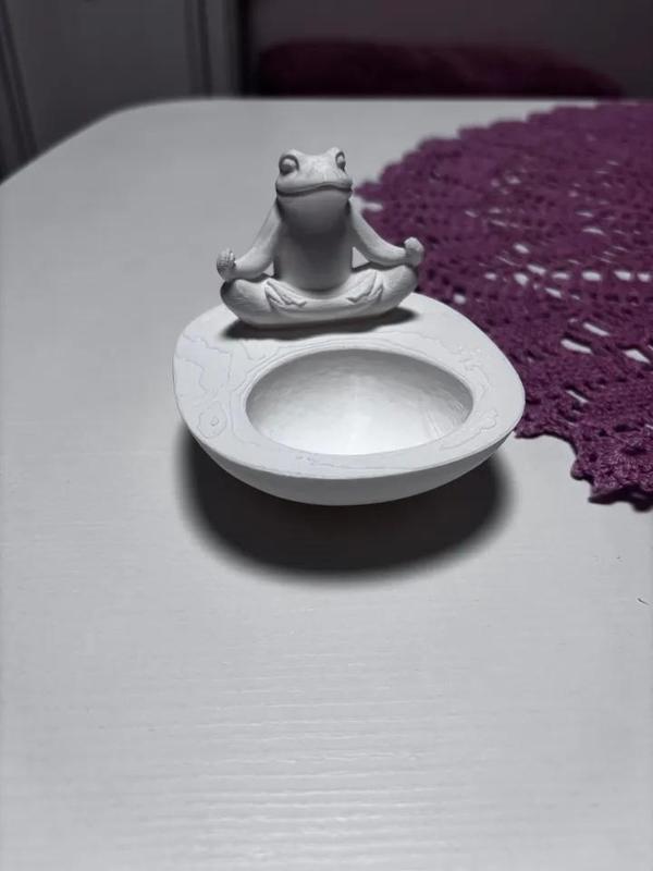 Frog garden decoration   