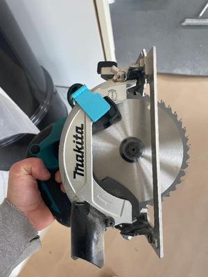 Makita DHS660 blade guard holder/stopper   