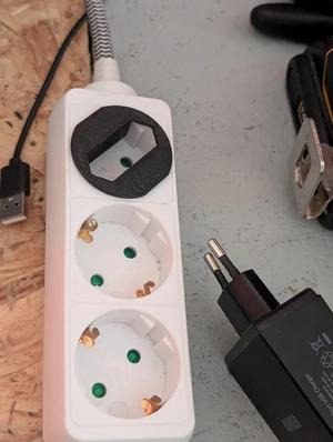 Schuko Type C (thin) stabilizer   