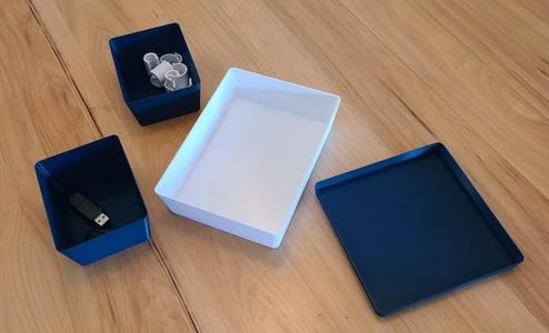 Storage and organizing tray