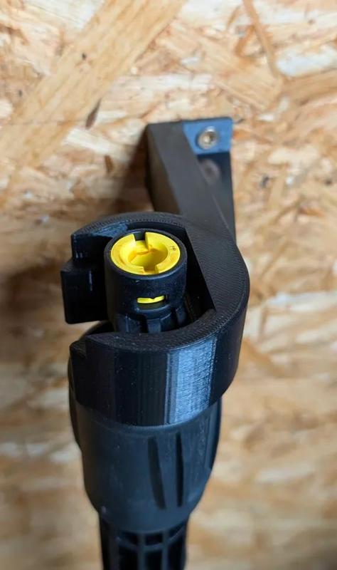 wall mount for Kärcher accessory   