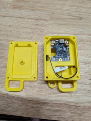 Meshtastic case with internal antennas (RAK 19003)   